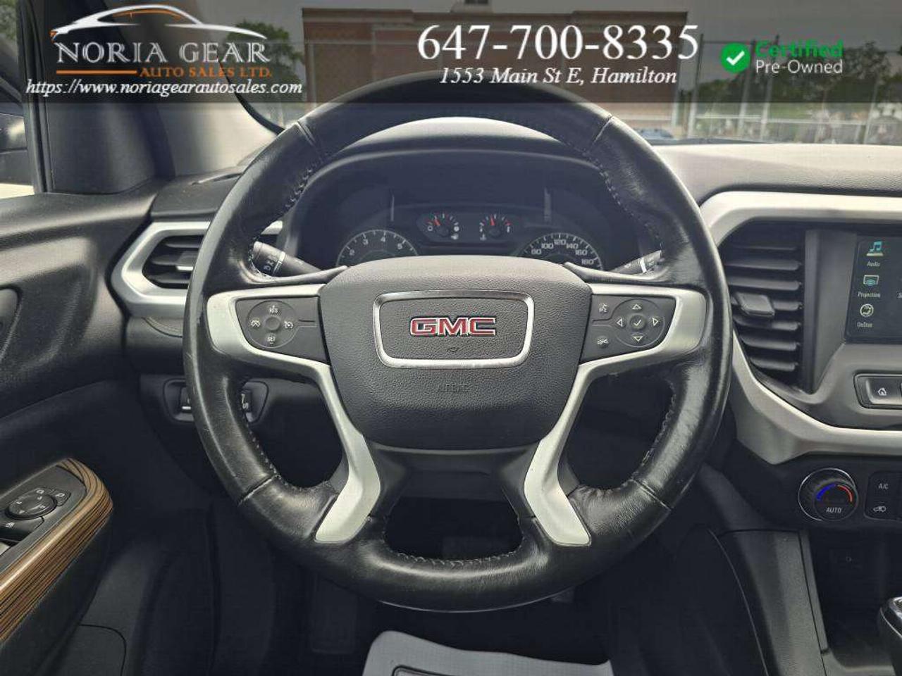 2017 GMC Acadia SLE Photo