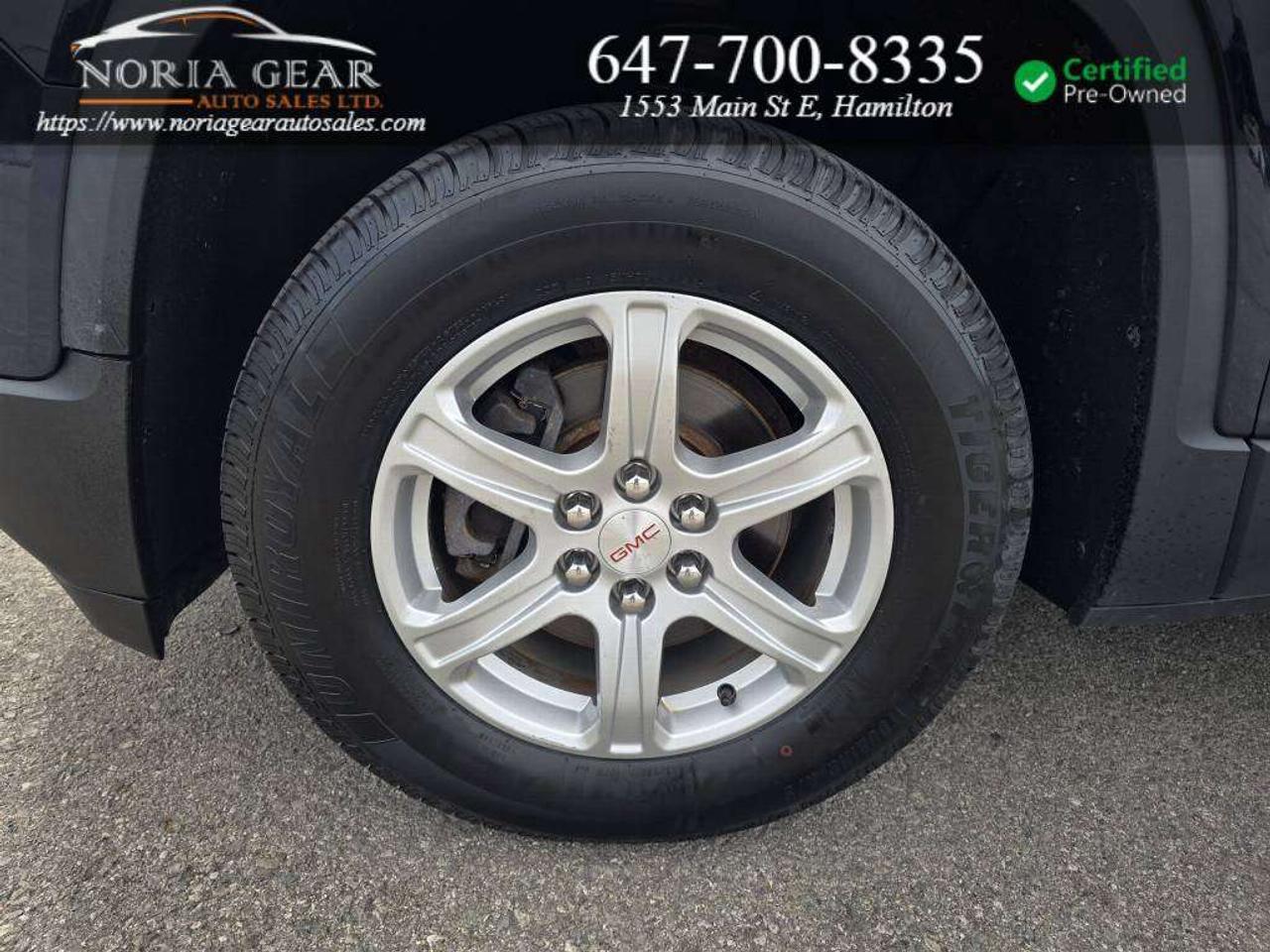 2017 GMC Acadia SLE Photo