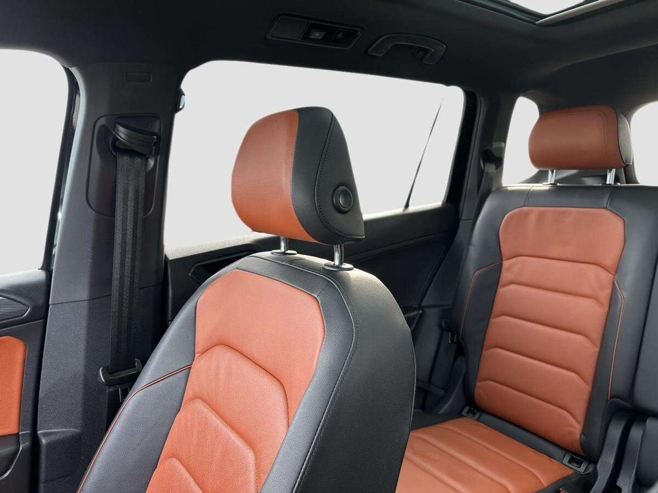 2018 Volkswagen Tiguan Highline 4MOTION AWD - CLEAN CARFAX Photo