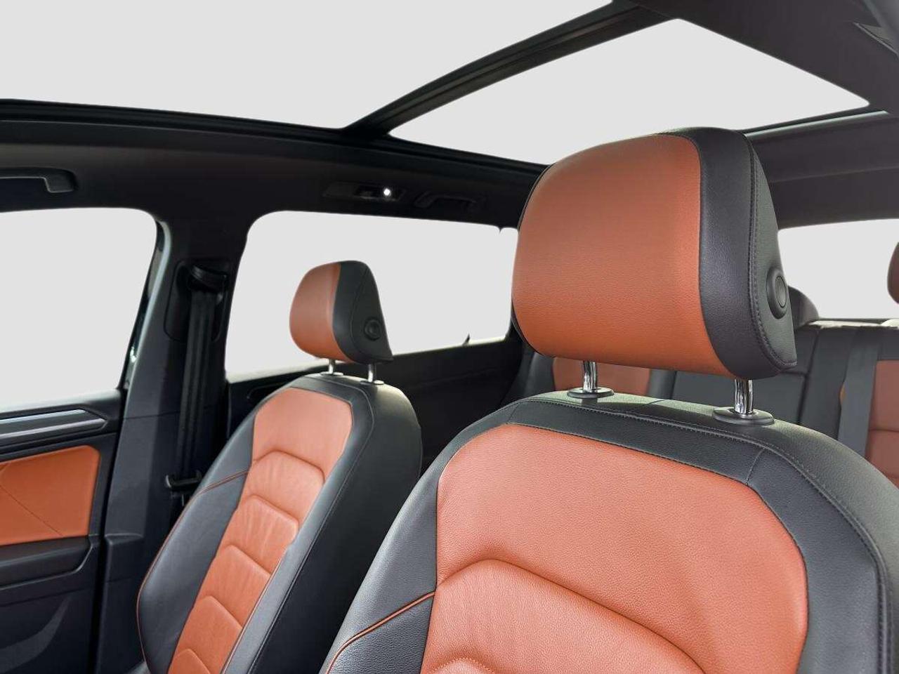 2018 Volkswagen Tiguan Highline 4MOTION AWD - CLEAN CARFAX Photo