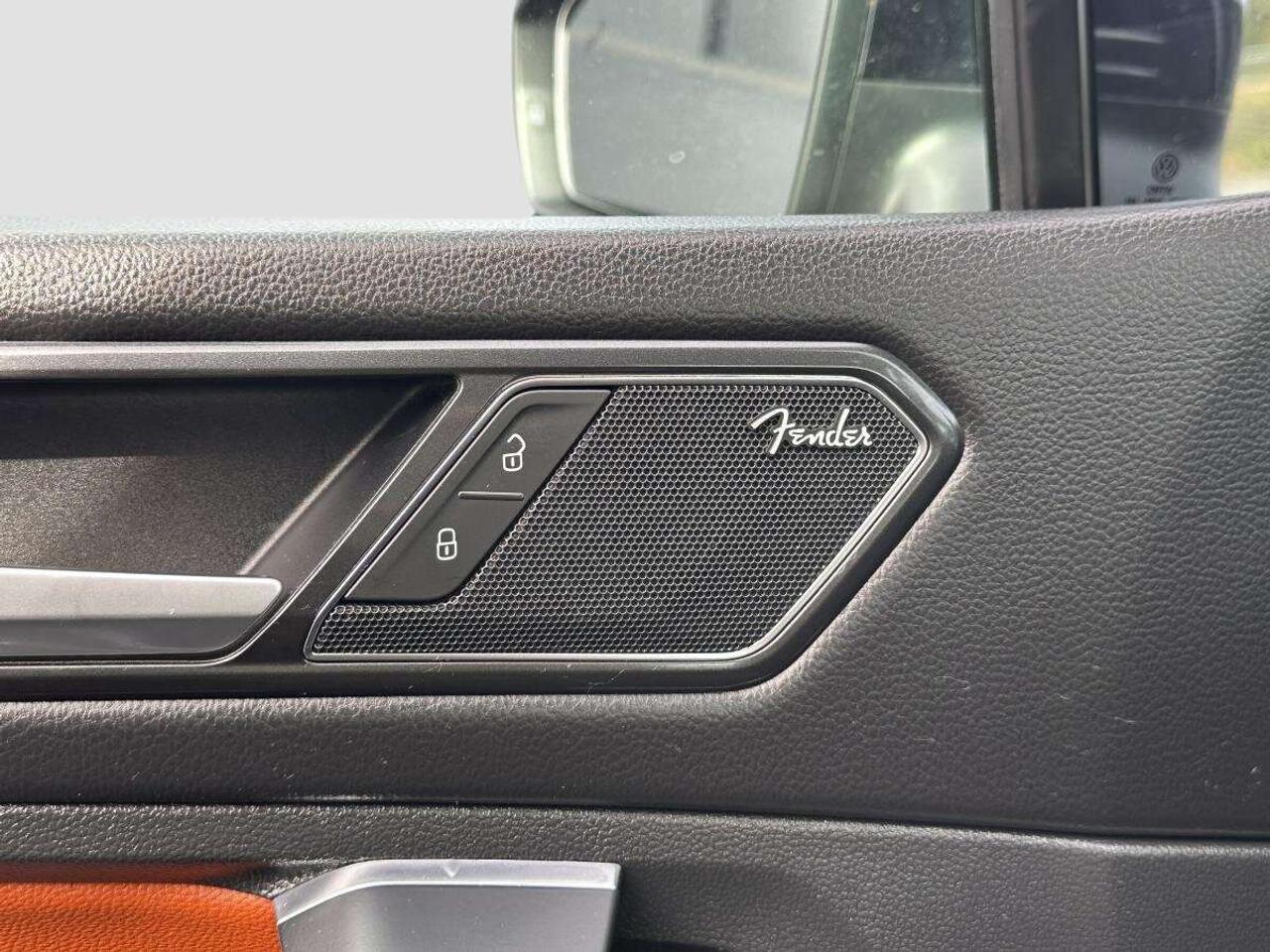 2018 Volkswagen Tiguan Highline 4MOTION AWD - CLEAN CARFAX Photo