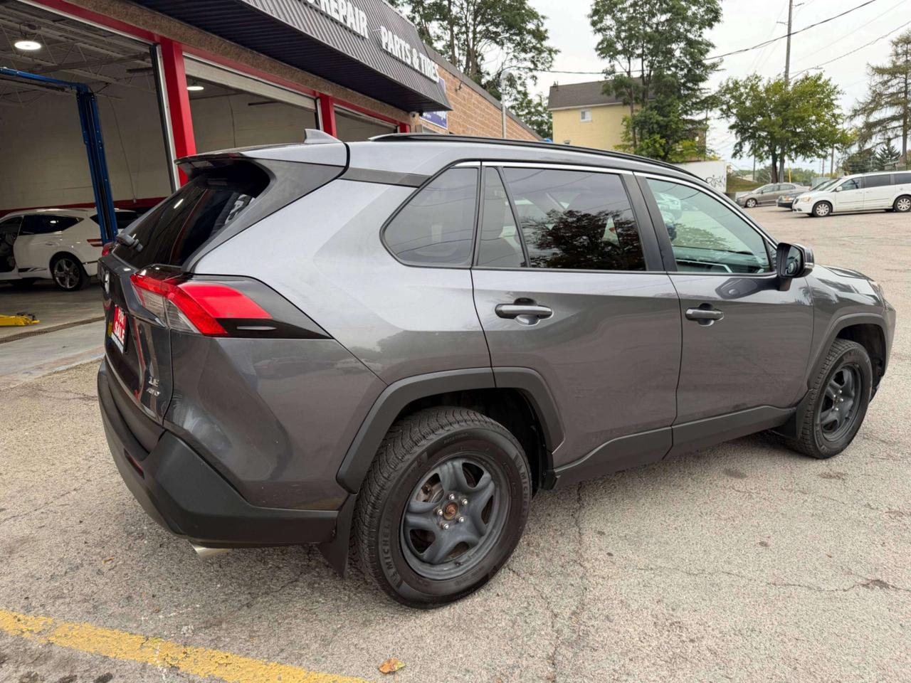 2021 Toyota RAV4 SAFETY CERTIFIED Photo