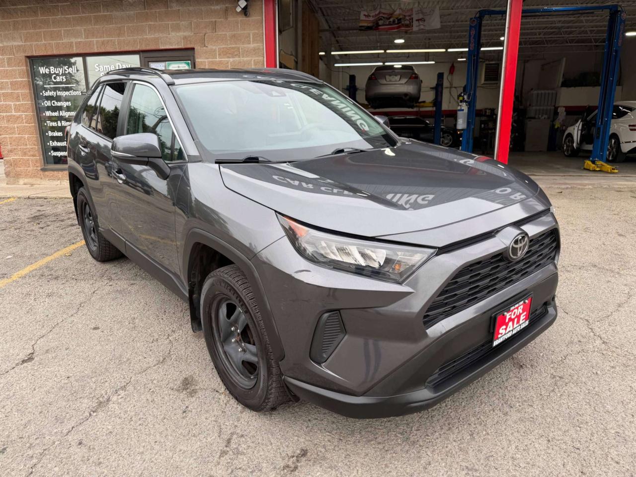 2021 Toyota RAV4 SAFETY CERTIFIED Photo