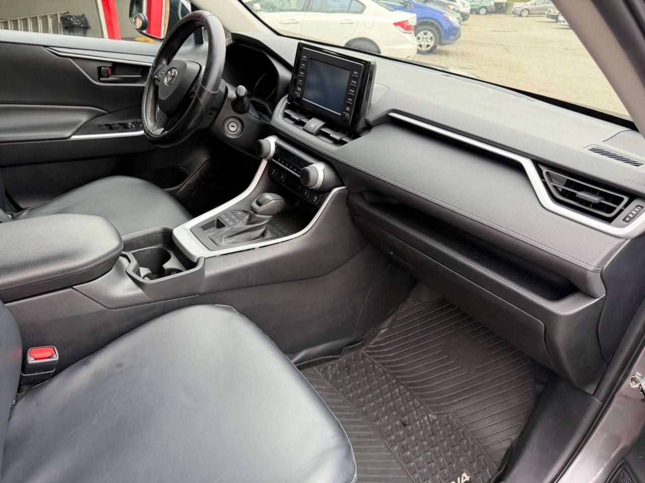 2021 Toyota RAV4 SAFETY CERTIFIED Photo