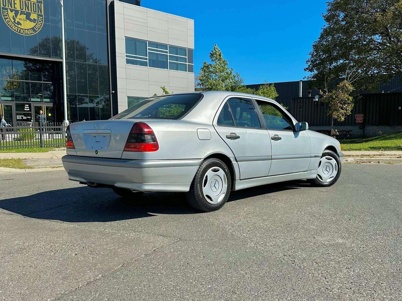 1998 Mercedes-Benz C-Class  Photo