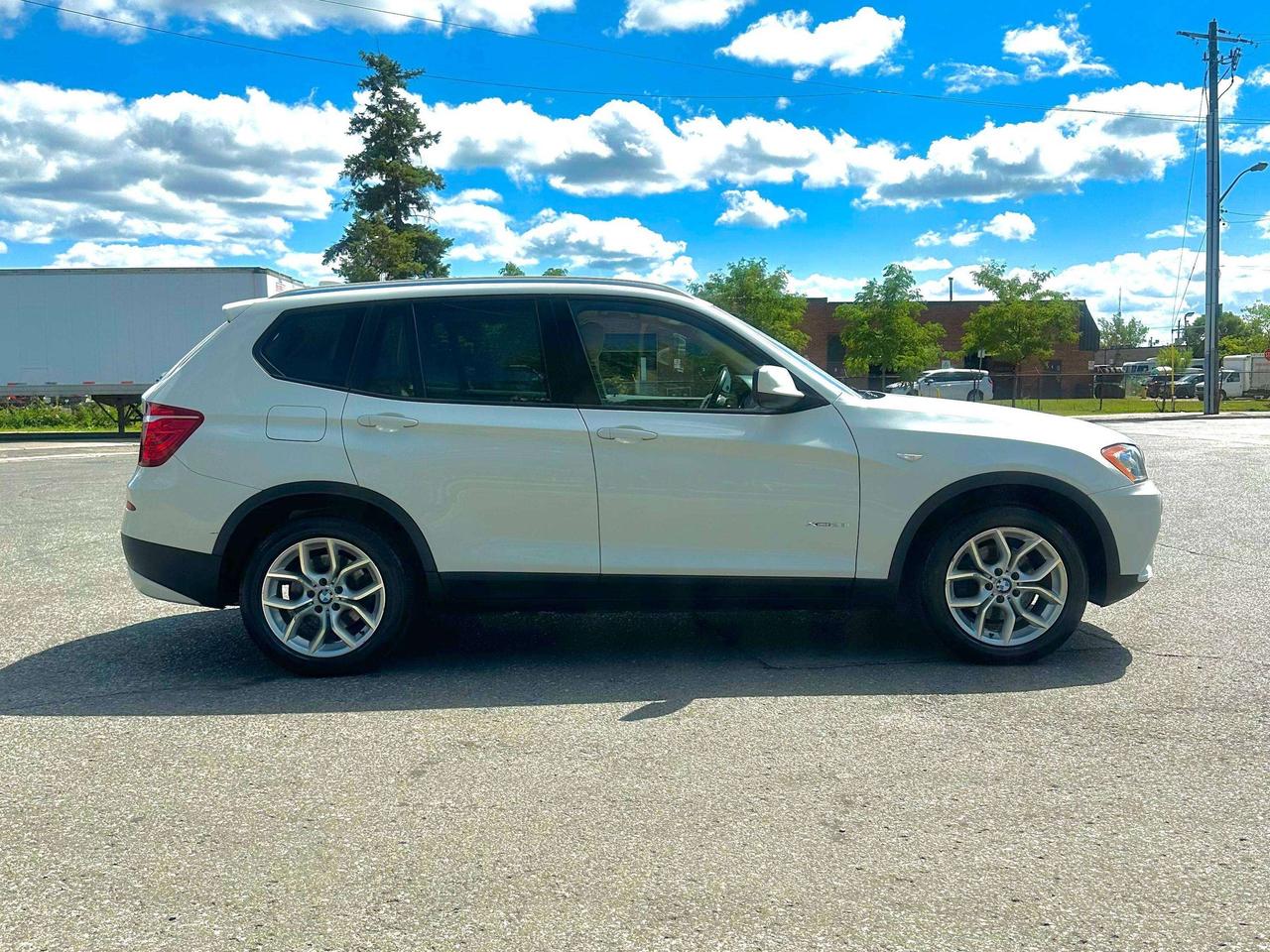 2013 BMW X3 28i Photo