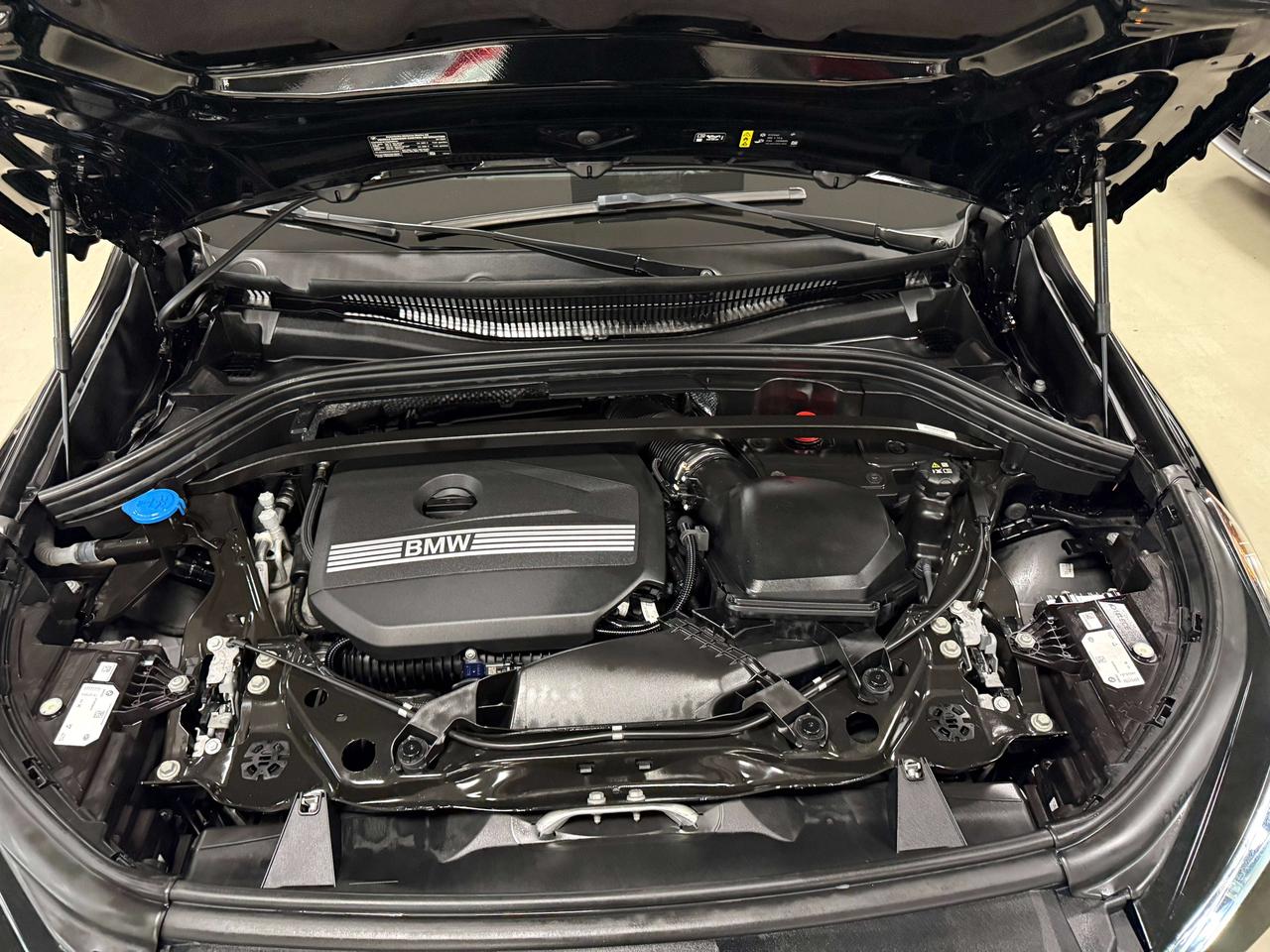 2023 BMW X1 XDrive Photo