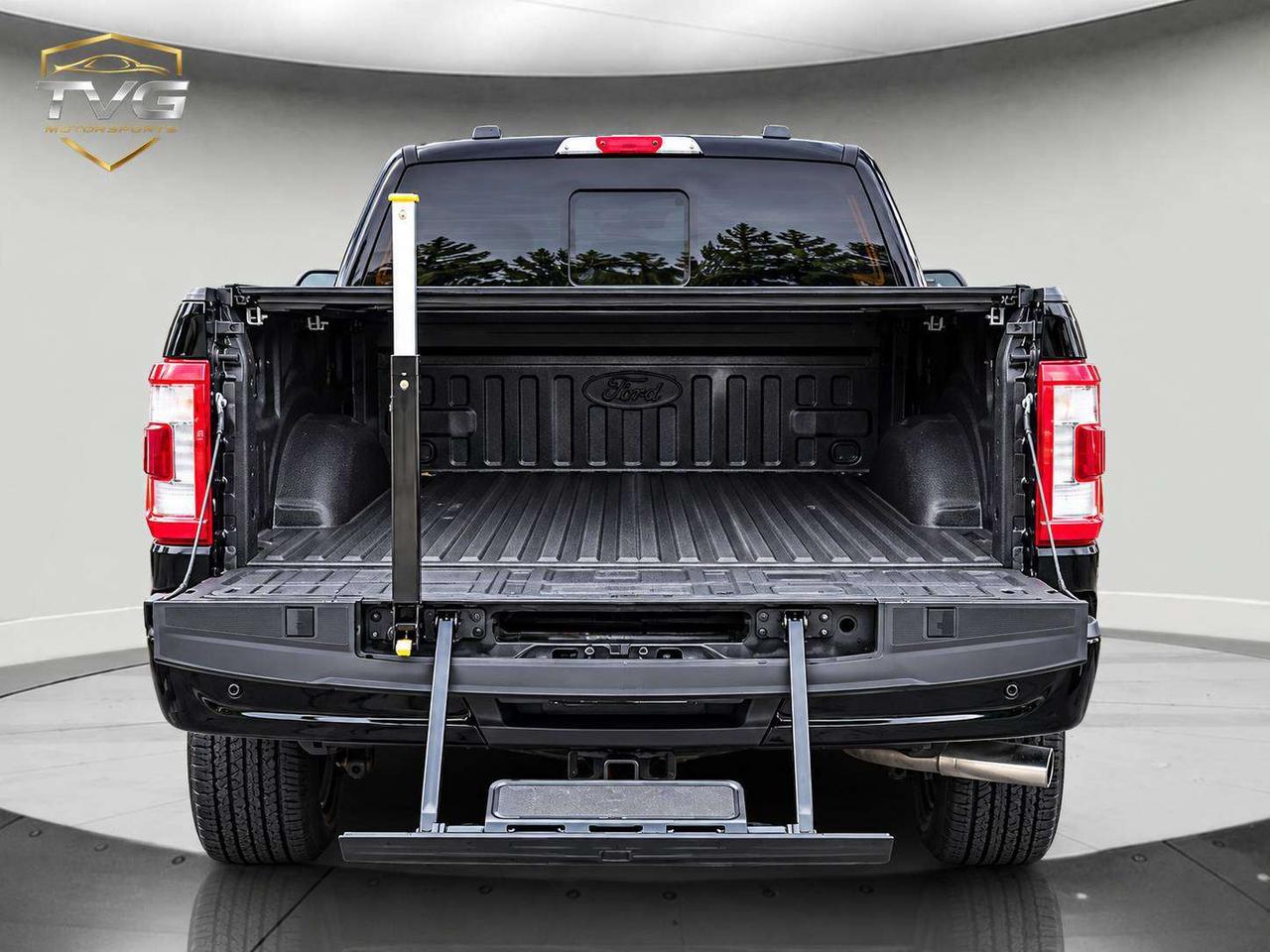 2023 Ford F-150 LARIAT FX4 5.0L COYOTE 6'6"BED PANO-ROOF B&O Photo3