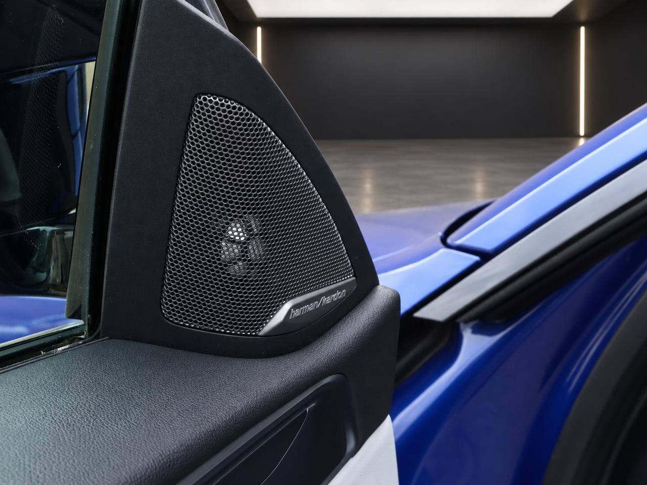 2022 BMW M4  Photo