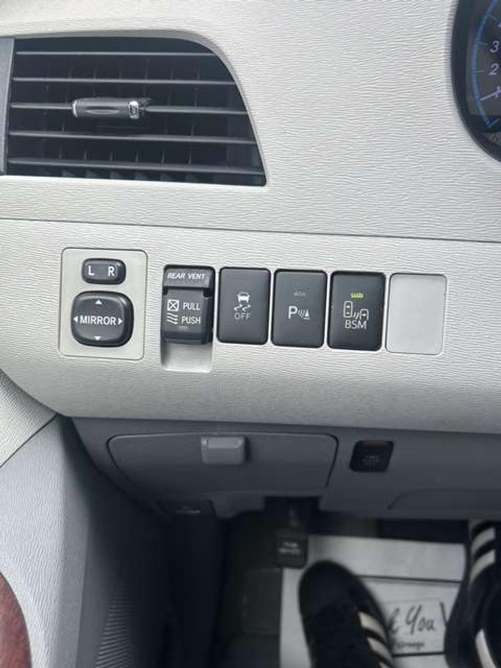 2014 Toyota Sienna XLE   AWD   LEATHER   SUNROOF   REAR CAMERA Photo