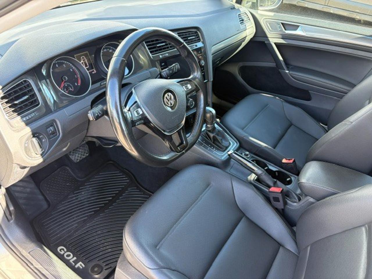2018 Volkswagen Golf 1.8 TSI Comfortline (A6) 4dr Hatchback Photo