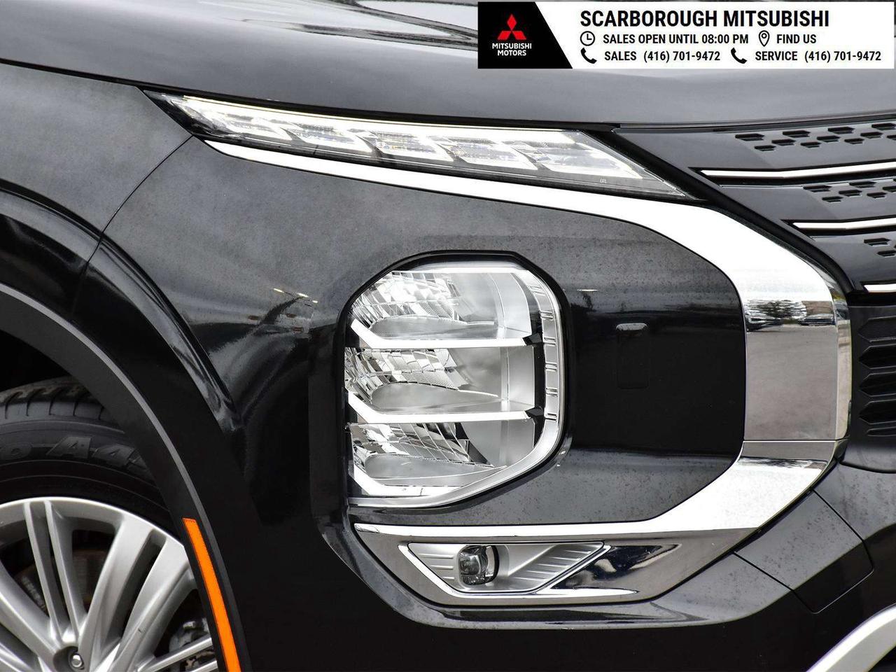 2024 Mitsubishi Outlander LE, sunroof, blue tooth, blind spot, rear camera Photo