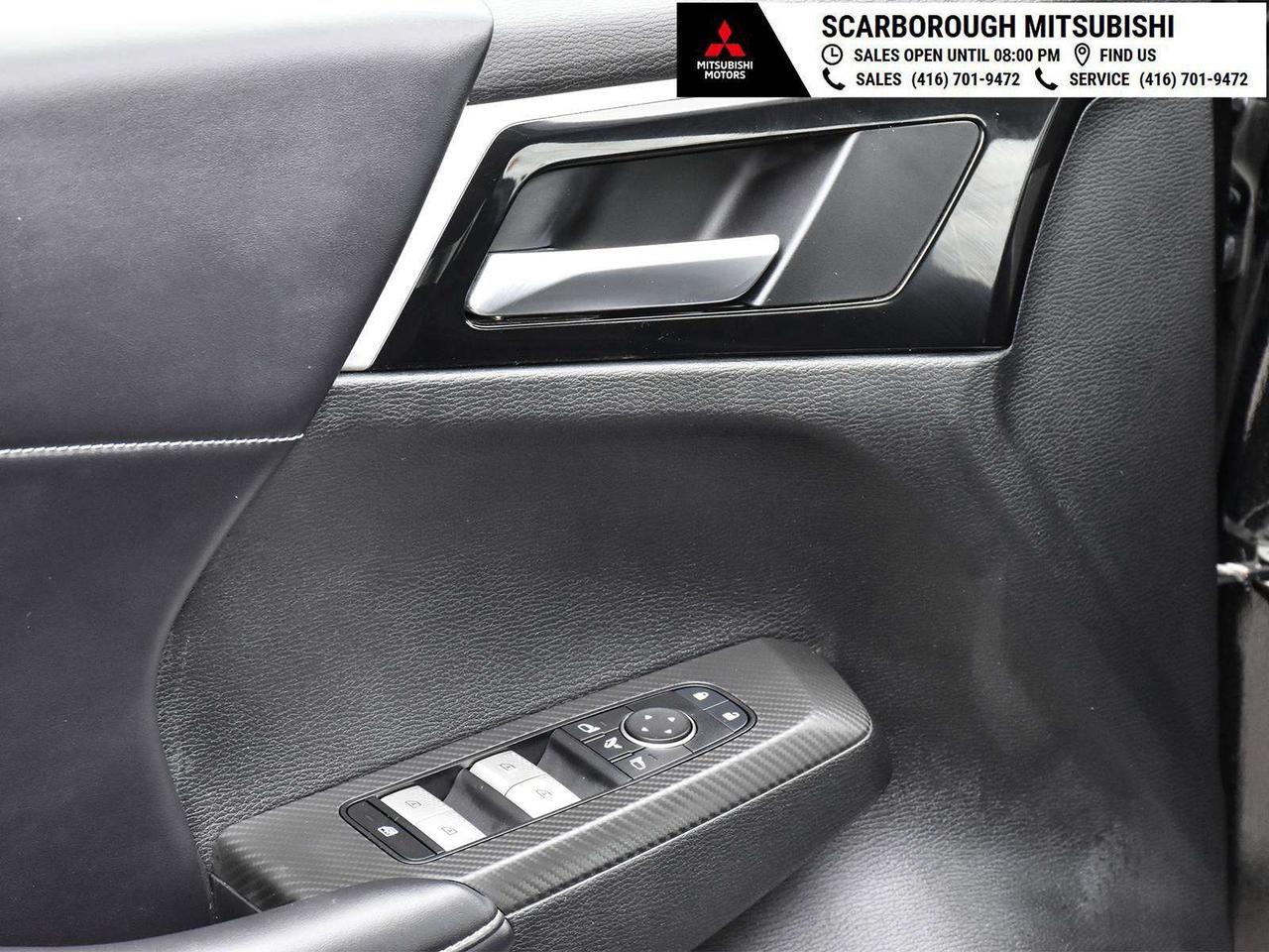 2024 Mitsubishi Outlander LE, sunroof, blue tooth, blind spot, rear camera Photo