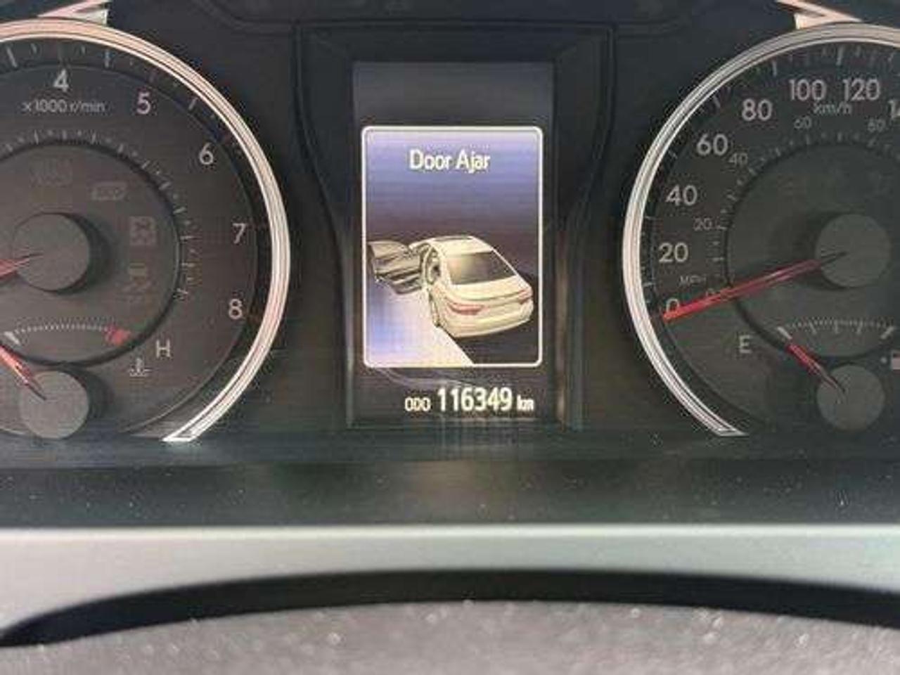 2015 Toyota Camry SAFETY CERTIFIED Photo3