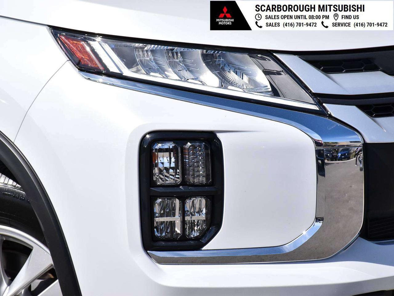 2023 Mitsubishi RVR SE ,Auto, blue tooth, rear camera , carplay Photo