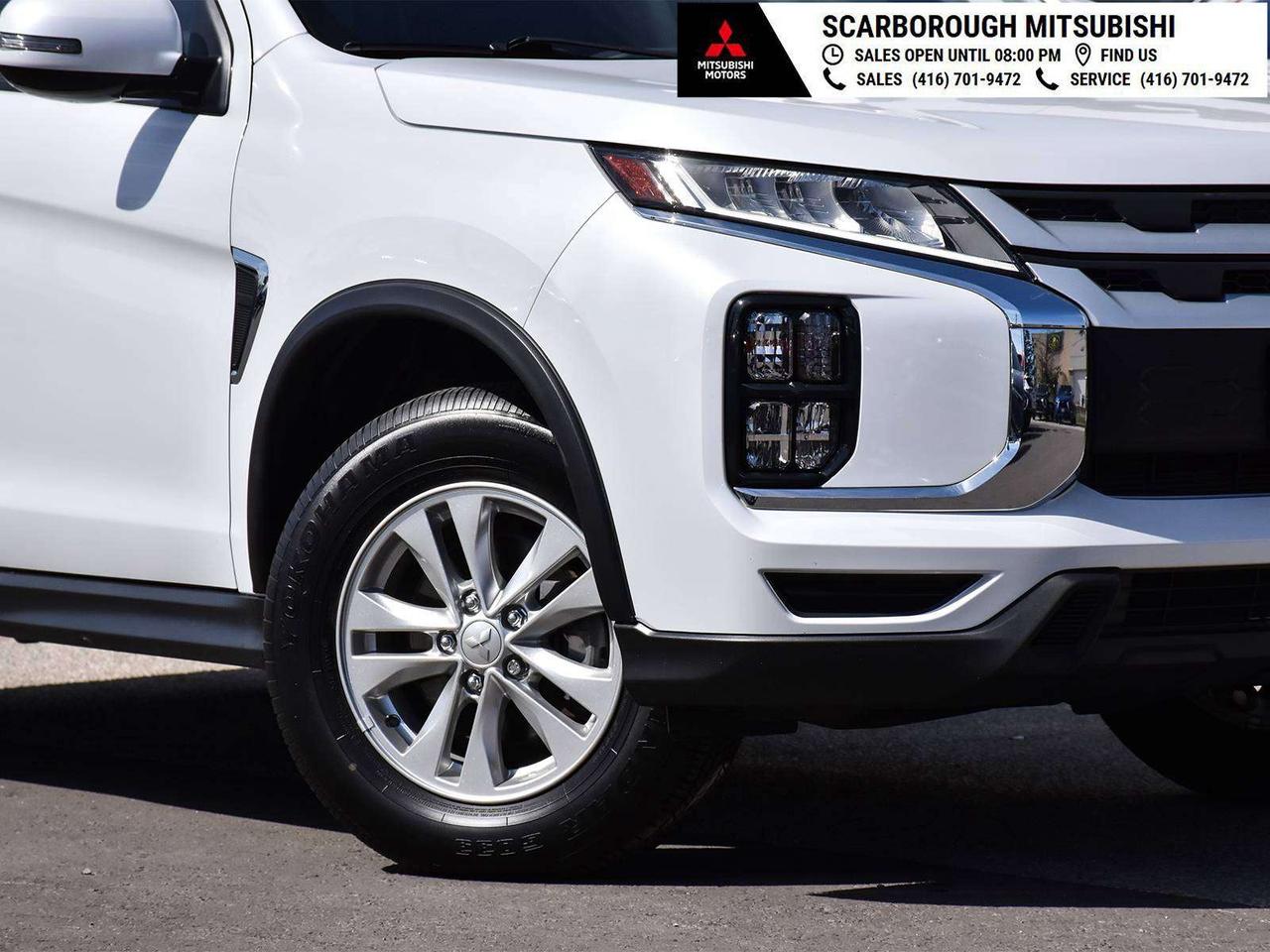 2023 Mitsubishi RVR SE ,Auto, blue tooth, rear camera , carplay Photo5