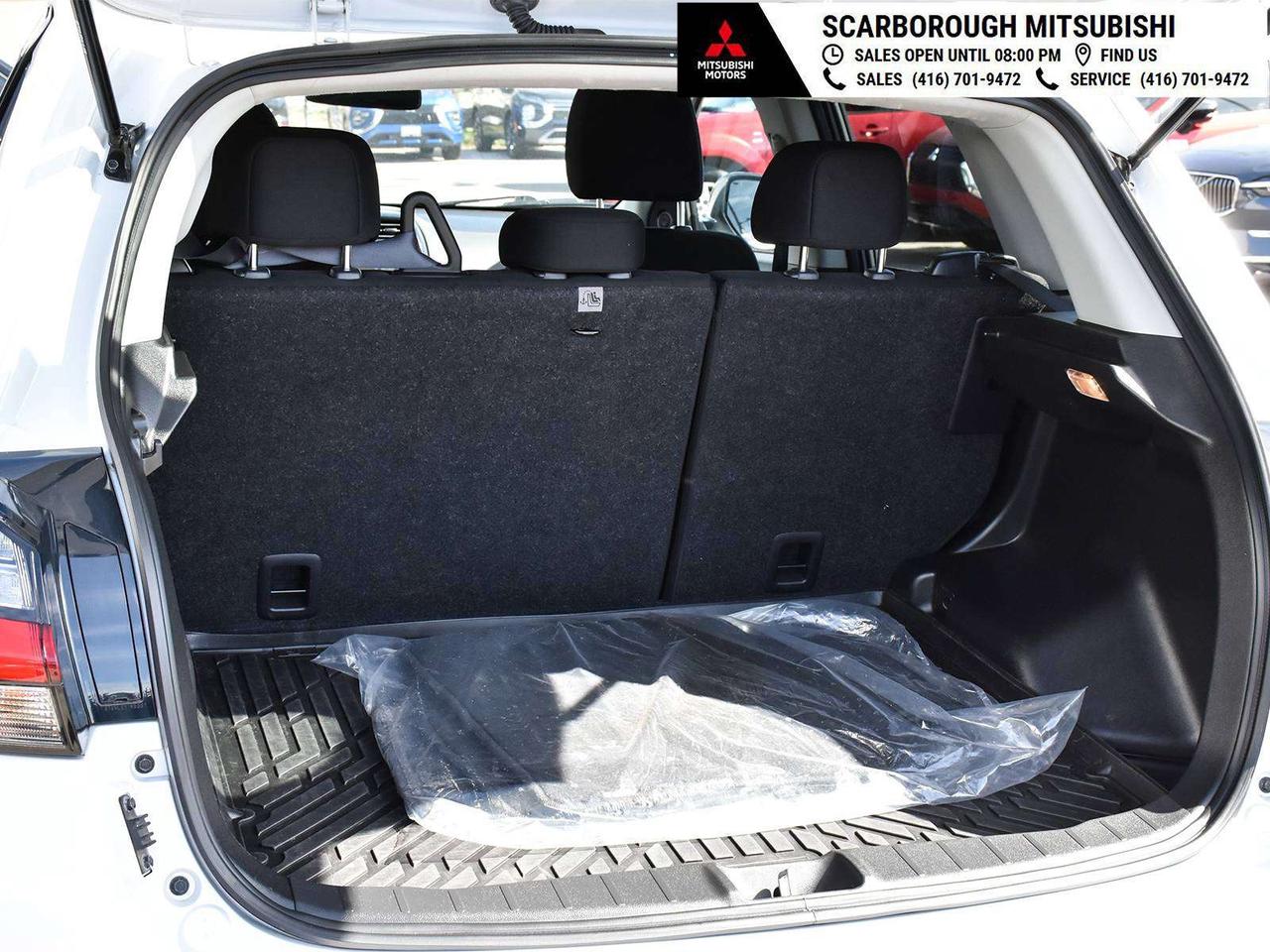 2023 Mitsubishi RVR SE ,Auto, blue tooth, rear camera , carplay Photo