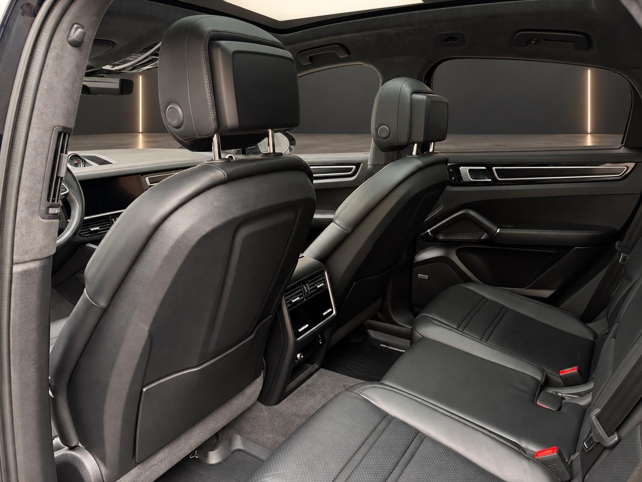 2022 Porsche Cayenne  Photo