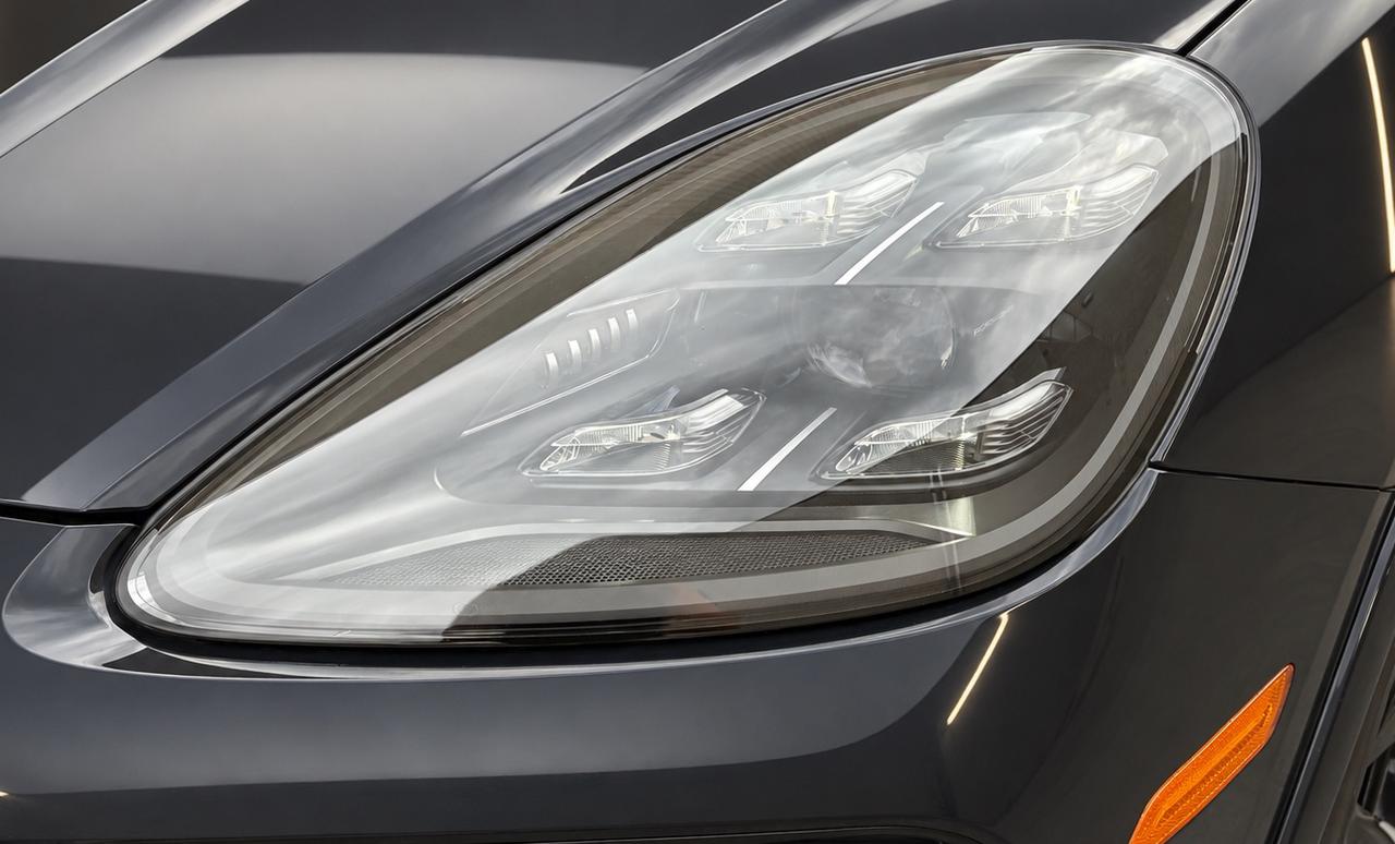 2022 Porsche Cayenne  Photo
