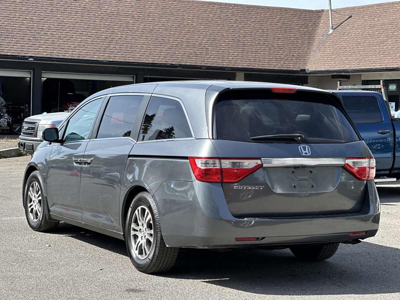 2012 Honda Odyssey EX Photo