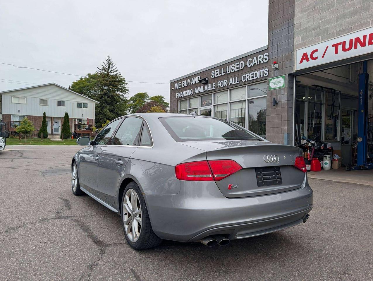 2011 Audi S4  Photo4