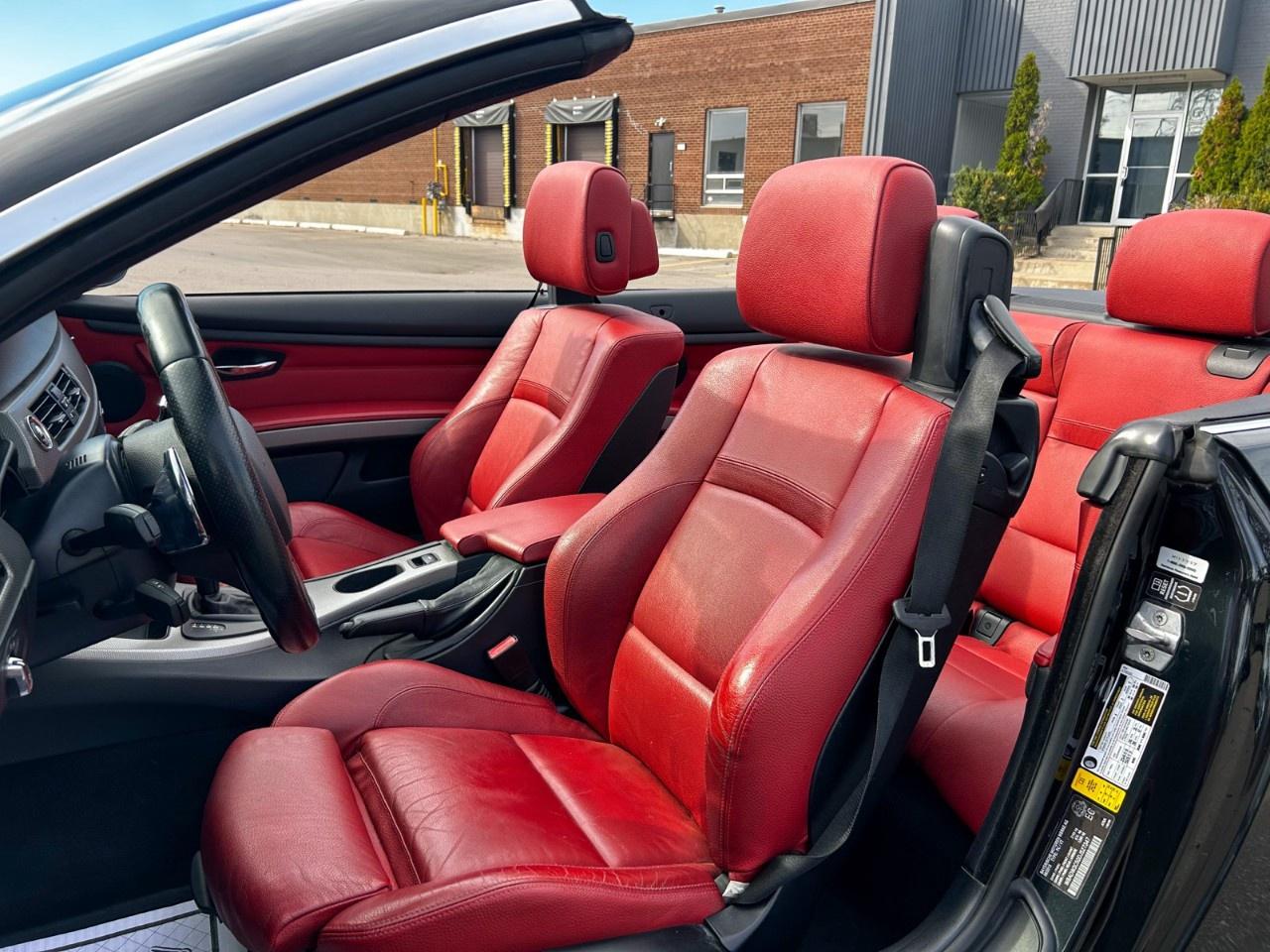 2013 BMW 3 Series 328i / M Package / Convertible Photo