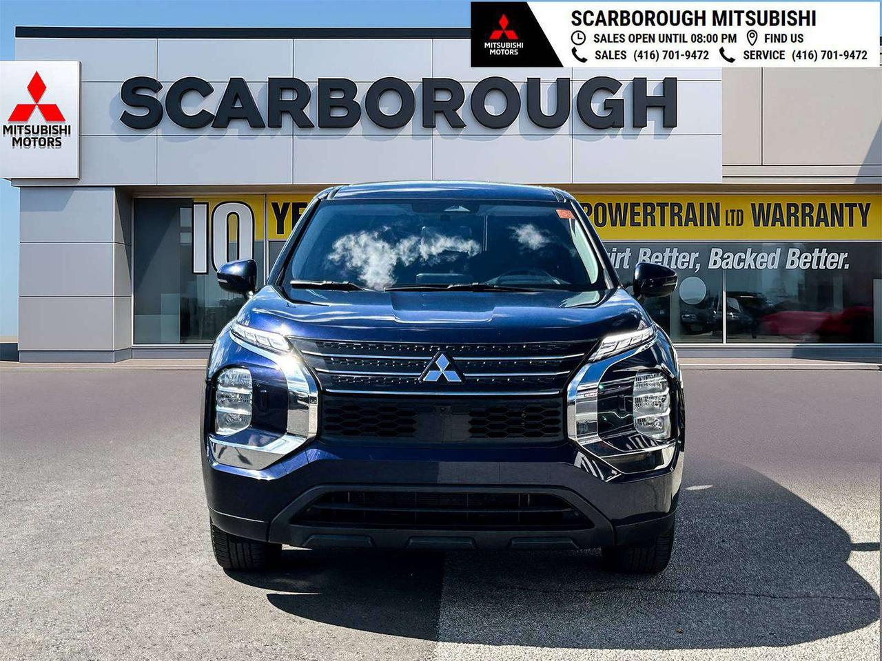2023 Mitsubishi Outlander ES   PHEV   Apple Carplay I  Rear camera Photo