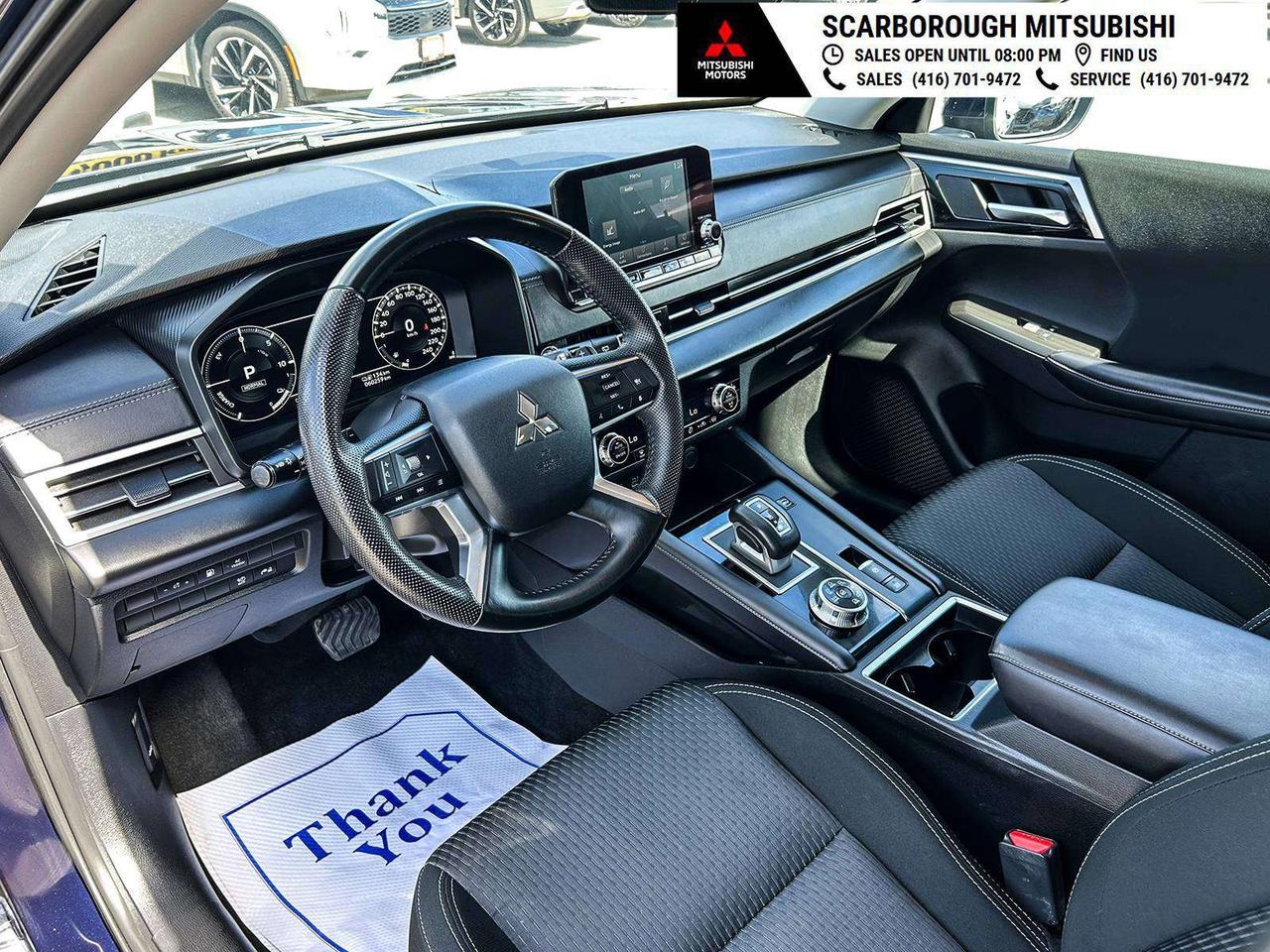 2023 Mitsubishi Outlander ES   PHEV   Apple Carplay I  Rear camera Photo