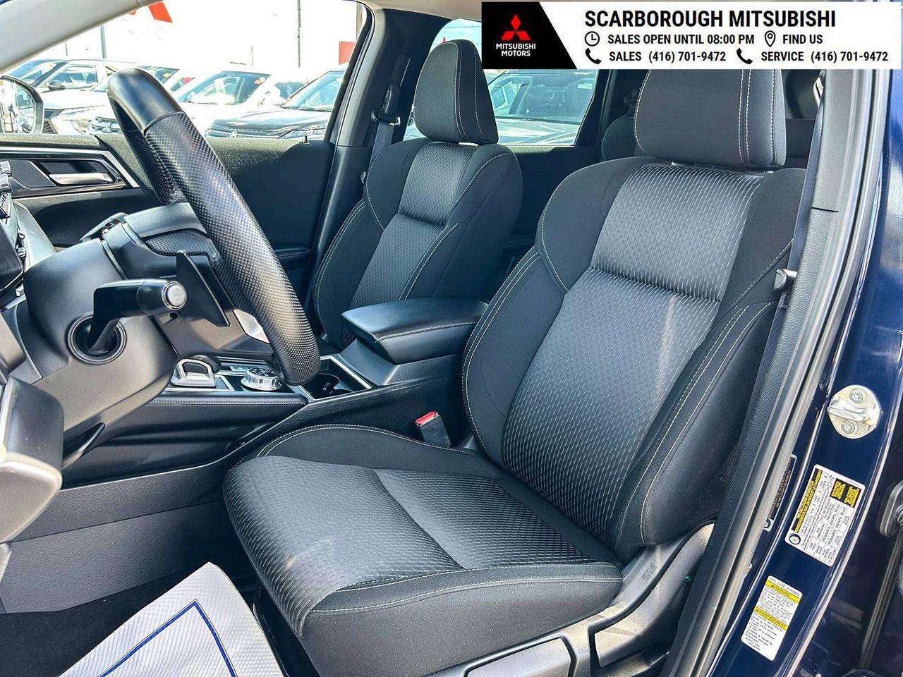 2023 Mitsubishi Outlander ES   PHEV   Apple Carplay I  Rear camera Photo