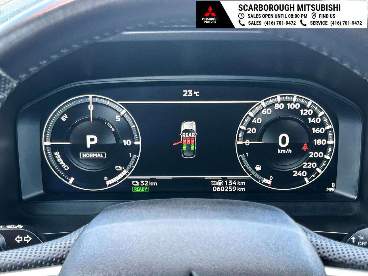 2023 Mitsubishi Outlander ES   PHEV   Apple Carplay I  Rear camera Photo