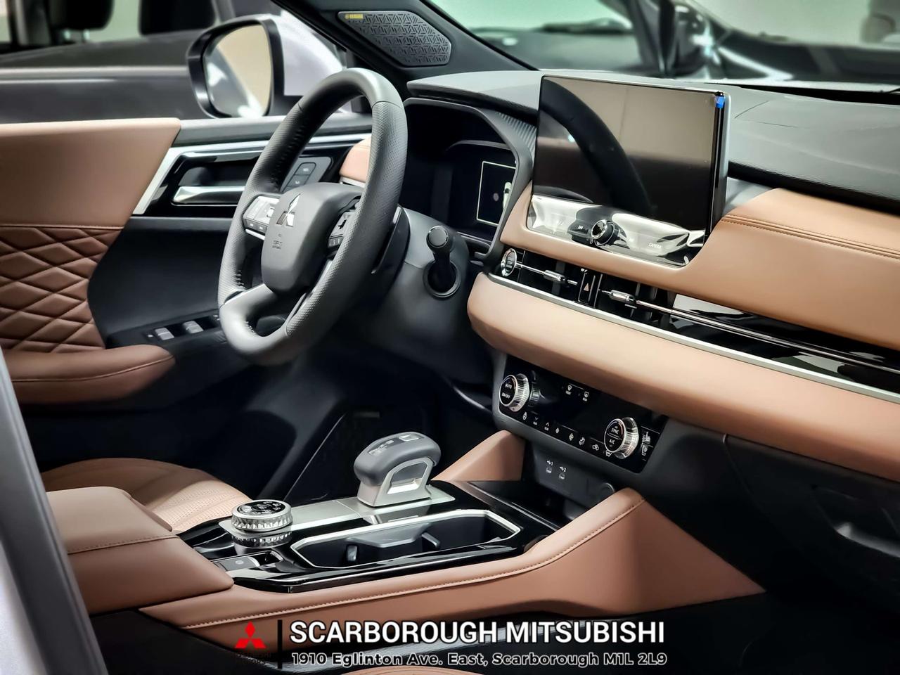 2026 Mitsubishi Outlander GT PREMIUM Demo Photo