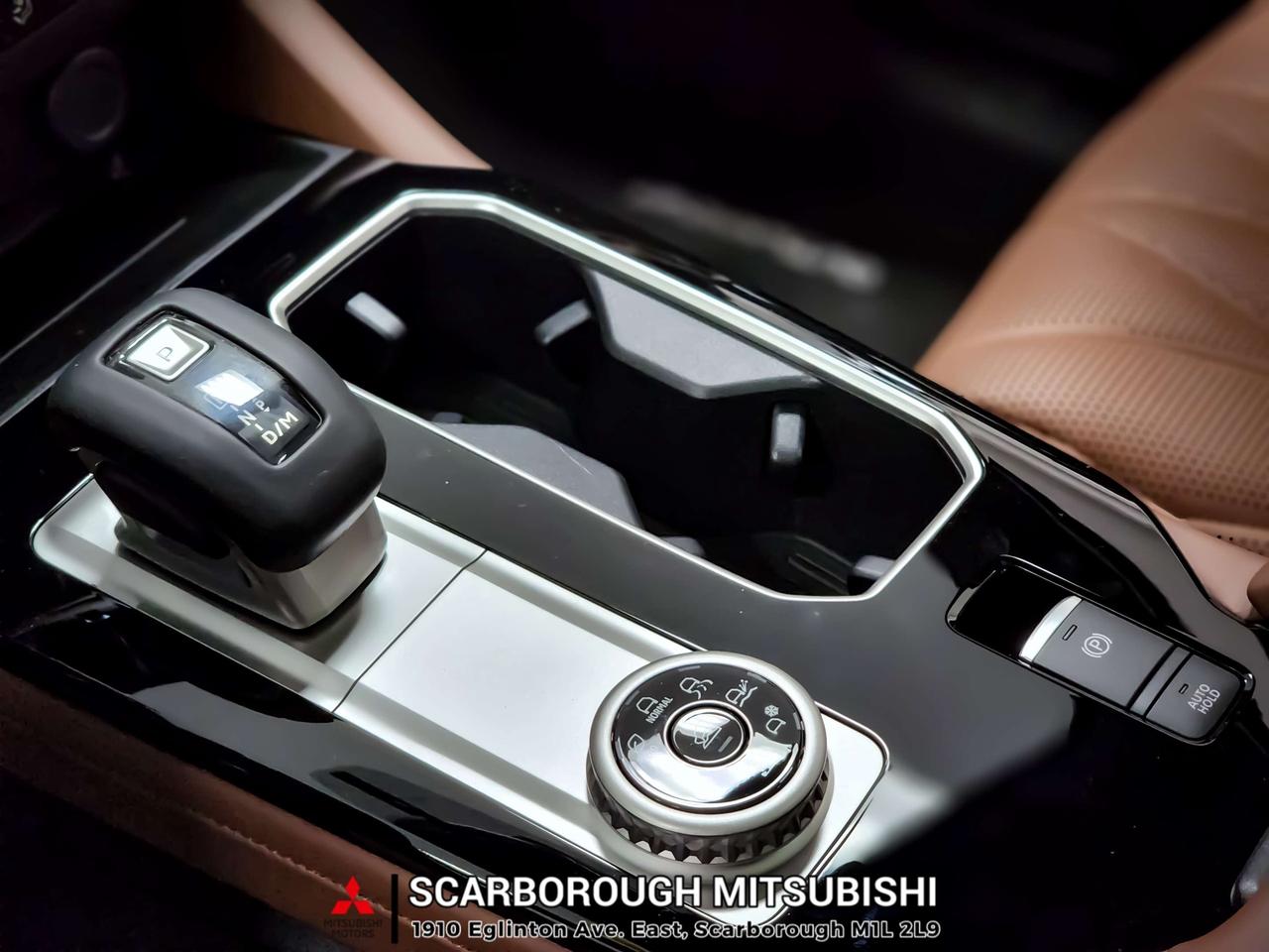2026 Mitsubishi Outlander GT PREMIUM Demo Photo