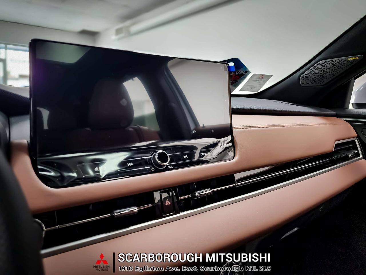 2026 Mitsubishi Outlander GT PREMIUM Demo Photo