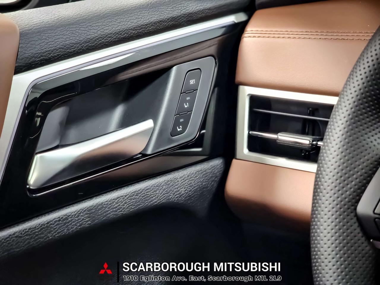 2026 Mitsubishi Outlander GT PREMIUM Demo Photo