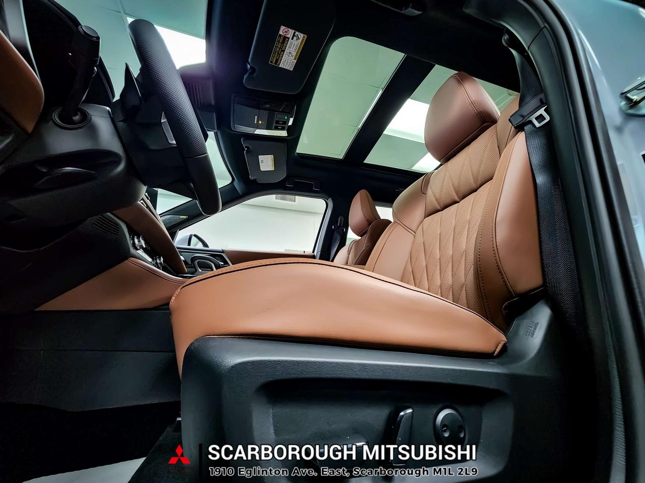 2026 Mitsubishi Outlander GT PREMIUM Demo Photo