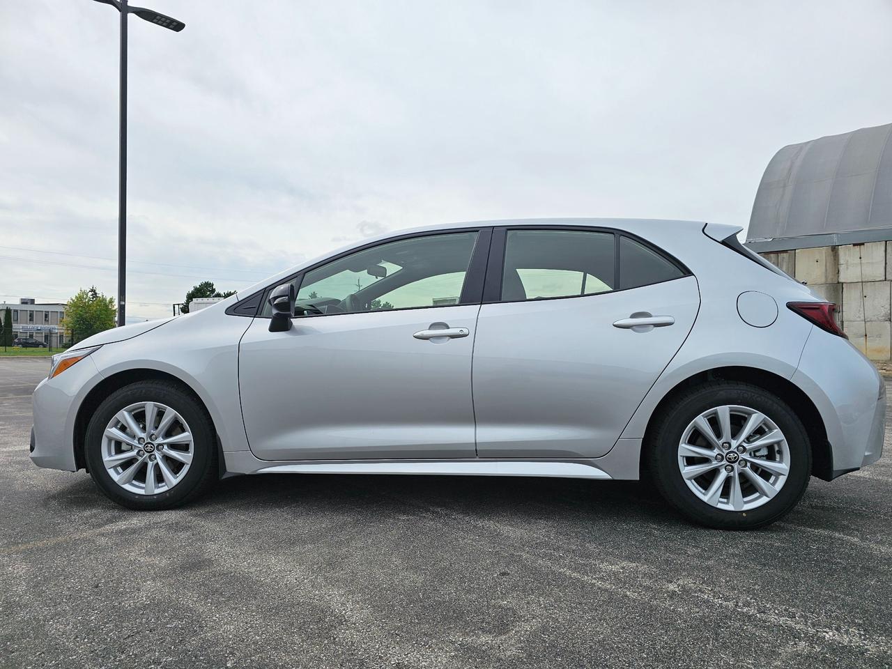 2027 Toyota COROLLA HATCHBACK CVT  Photo
