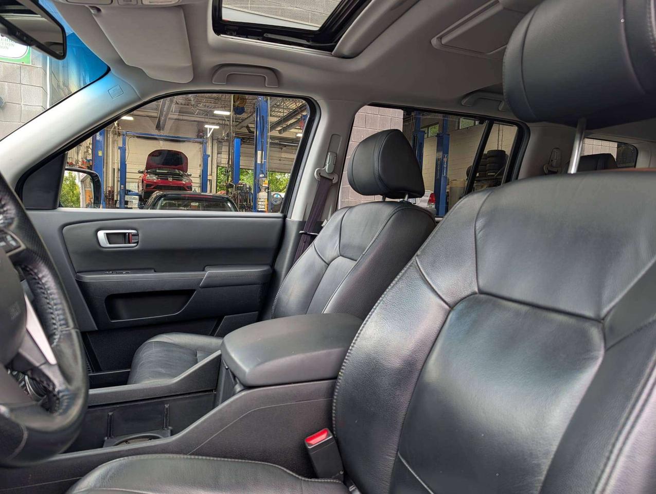 2012 Honda Pilot Touring Photo