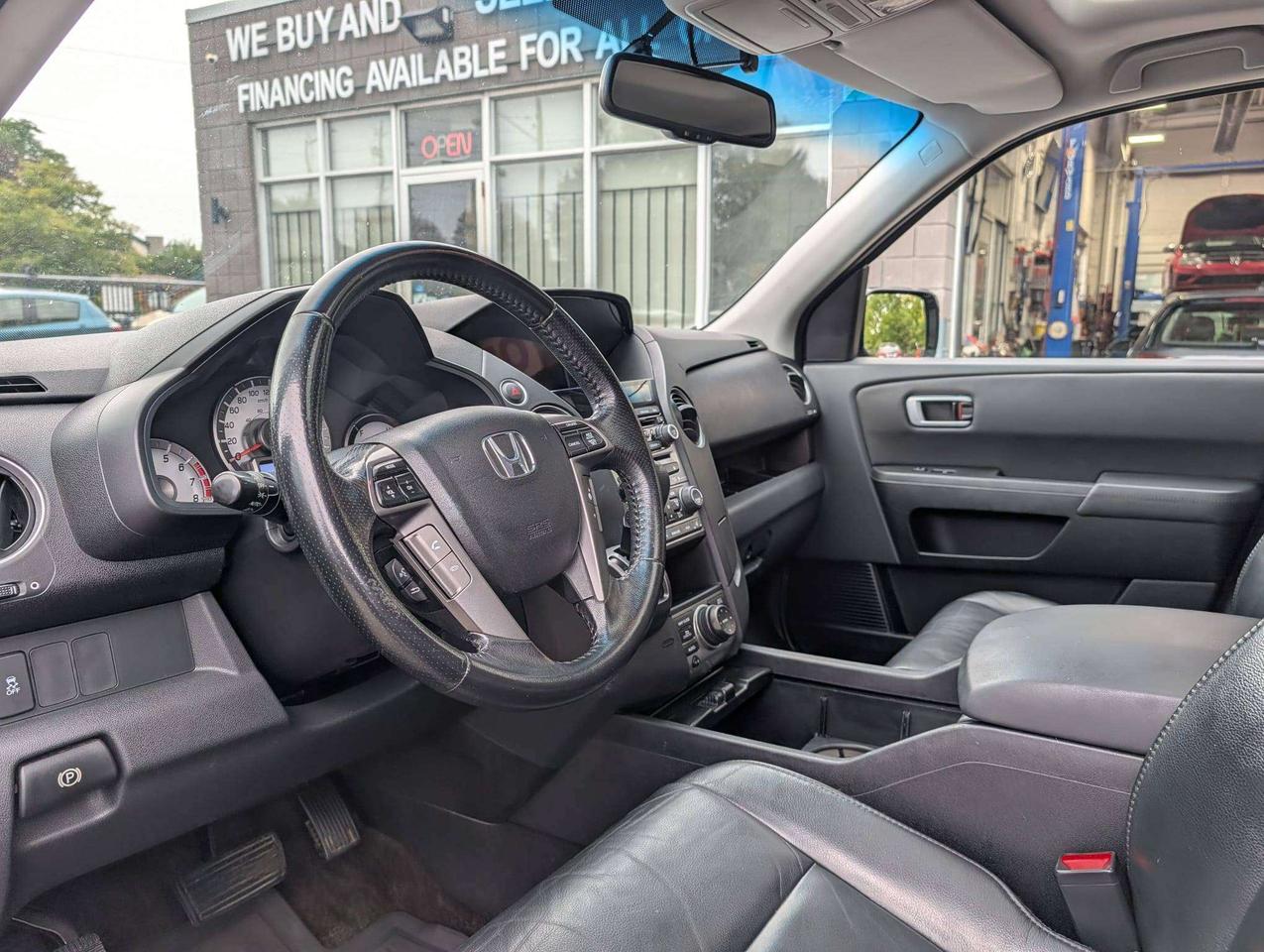 2012 Honda Pilot Touring Photo