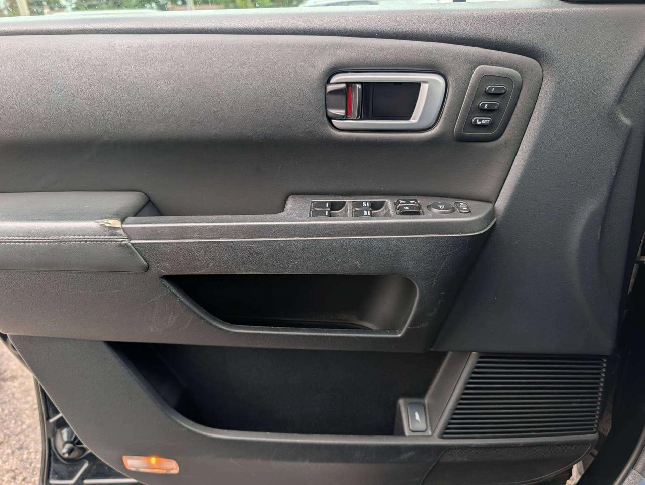 2012 Honda Pilot Touring Photo
