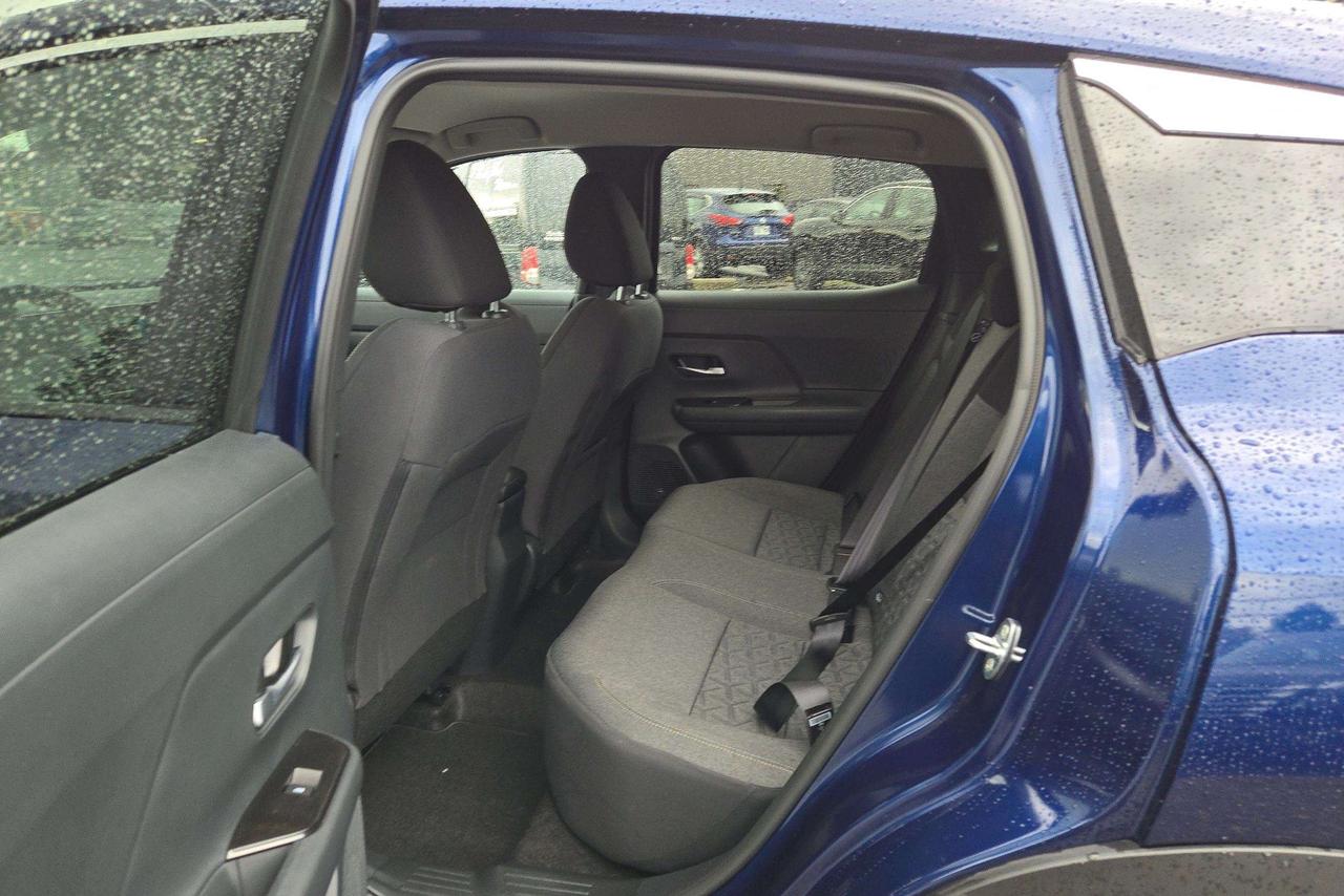 2026 Nissan Kicks SV Photo
