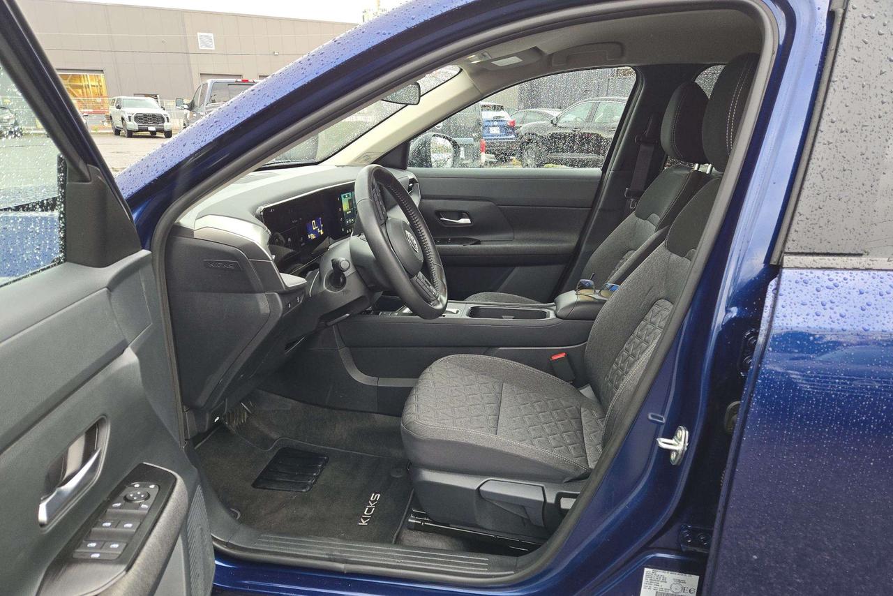2026 Nissan Kicks SV Photo