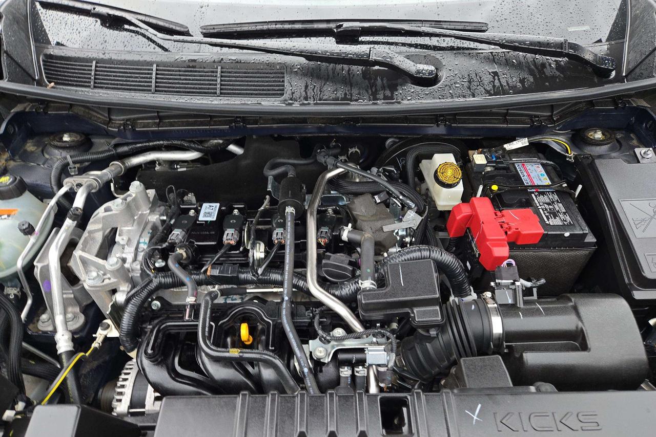 2026 Nissan Kicks SV Photo