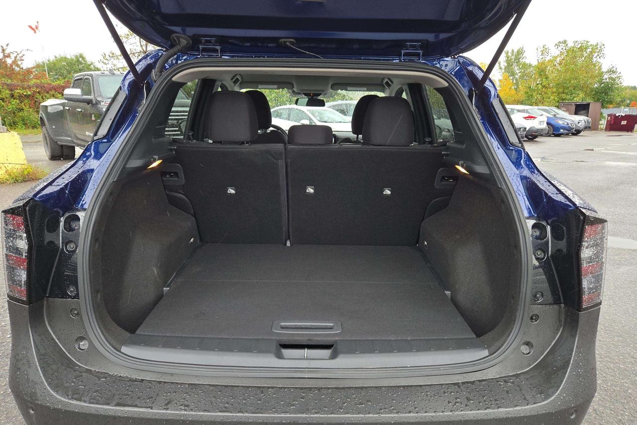 2026 Nissan Kicks SV Photo