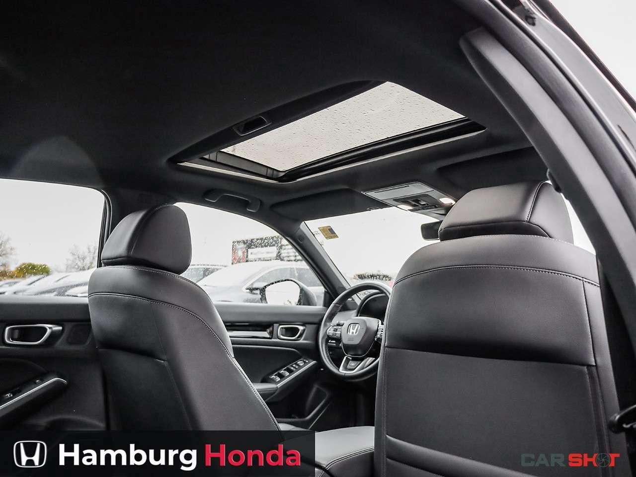 2025 Honda Civic Sport Touring eCVT Sedan Photo