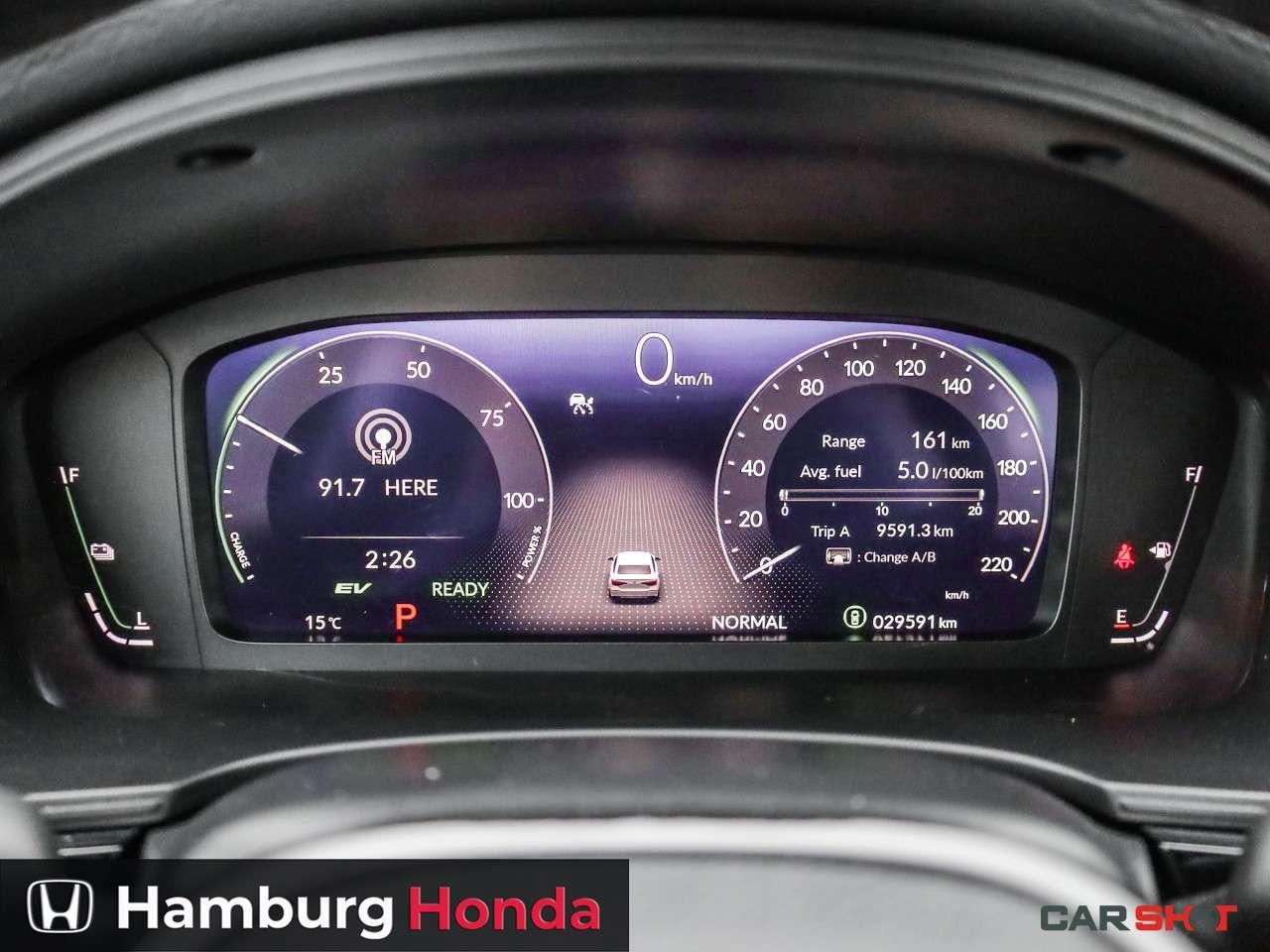 2025 Honda Civic Sport Touring eCVT Sedan Photo