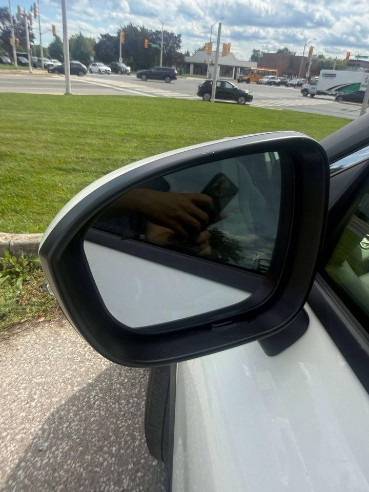 2024 Nissan Rogue S Photo