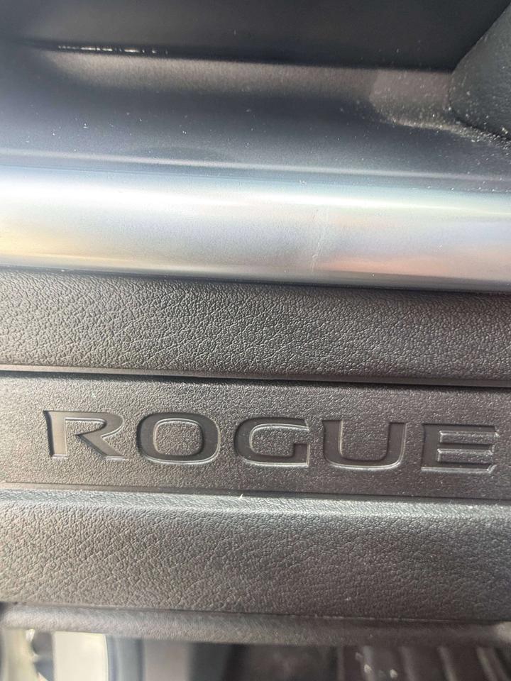 2024 Nissan Rogue S Photo