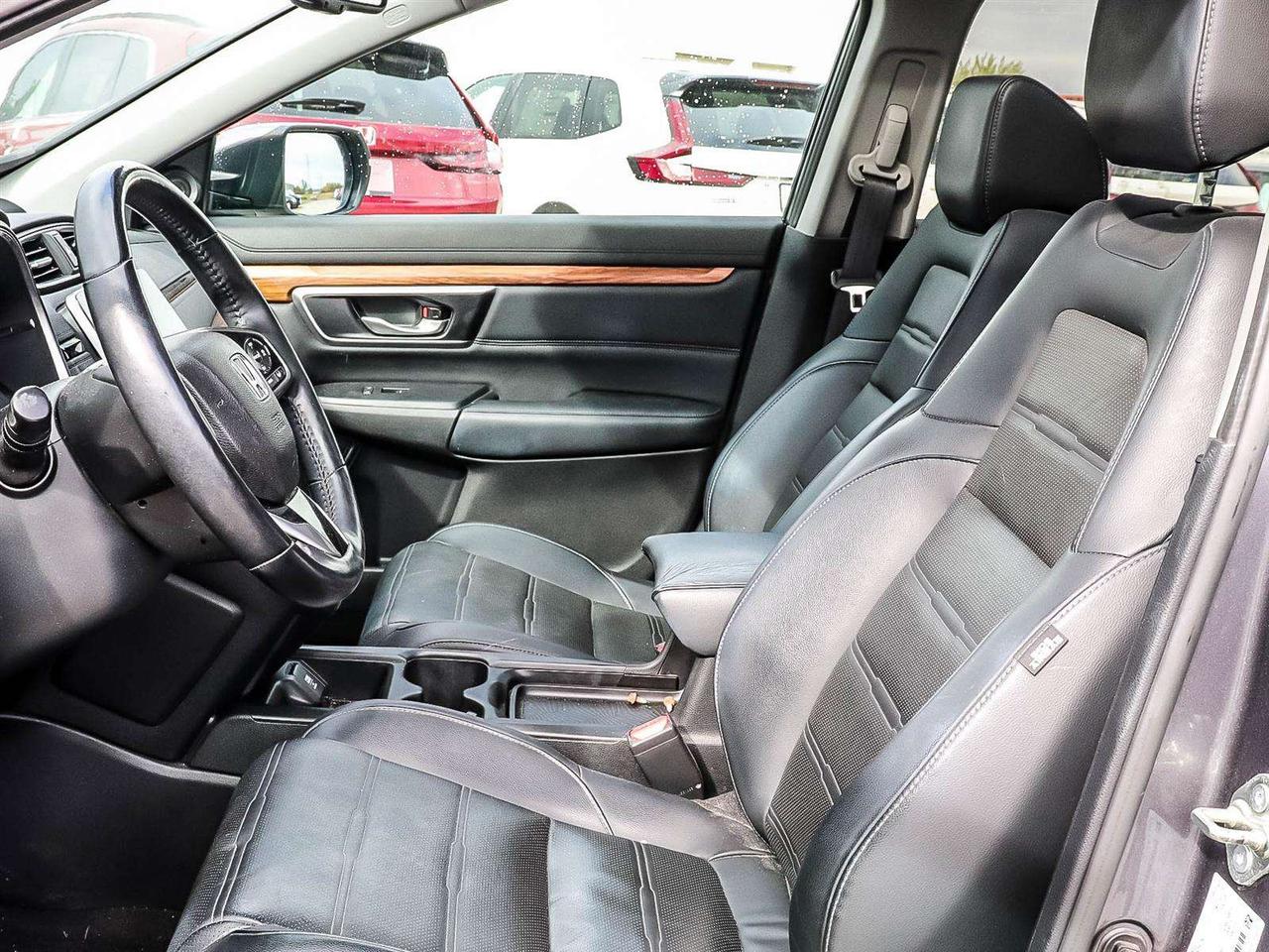 2017 Honda CR-V Touring Photo