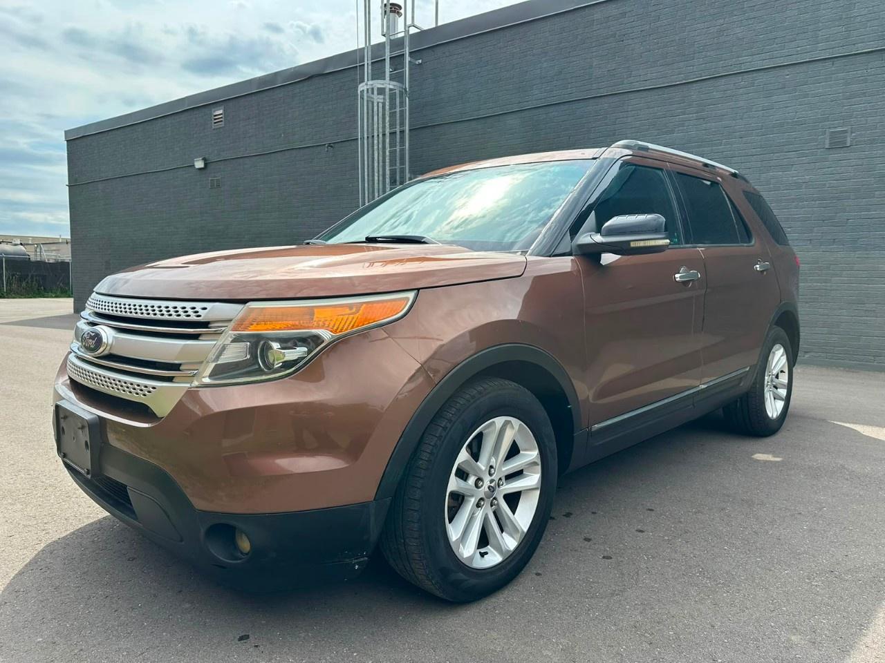 2011 Ford Explorer FWD 4dr V6 Auto XLT Photo