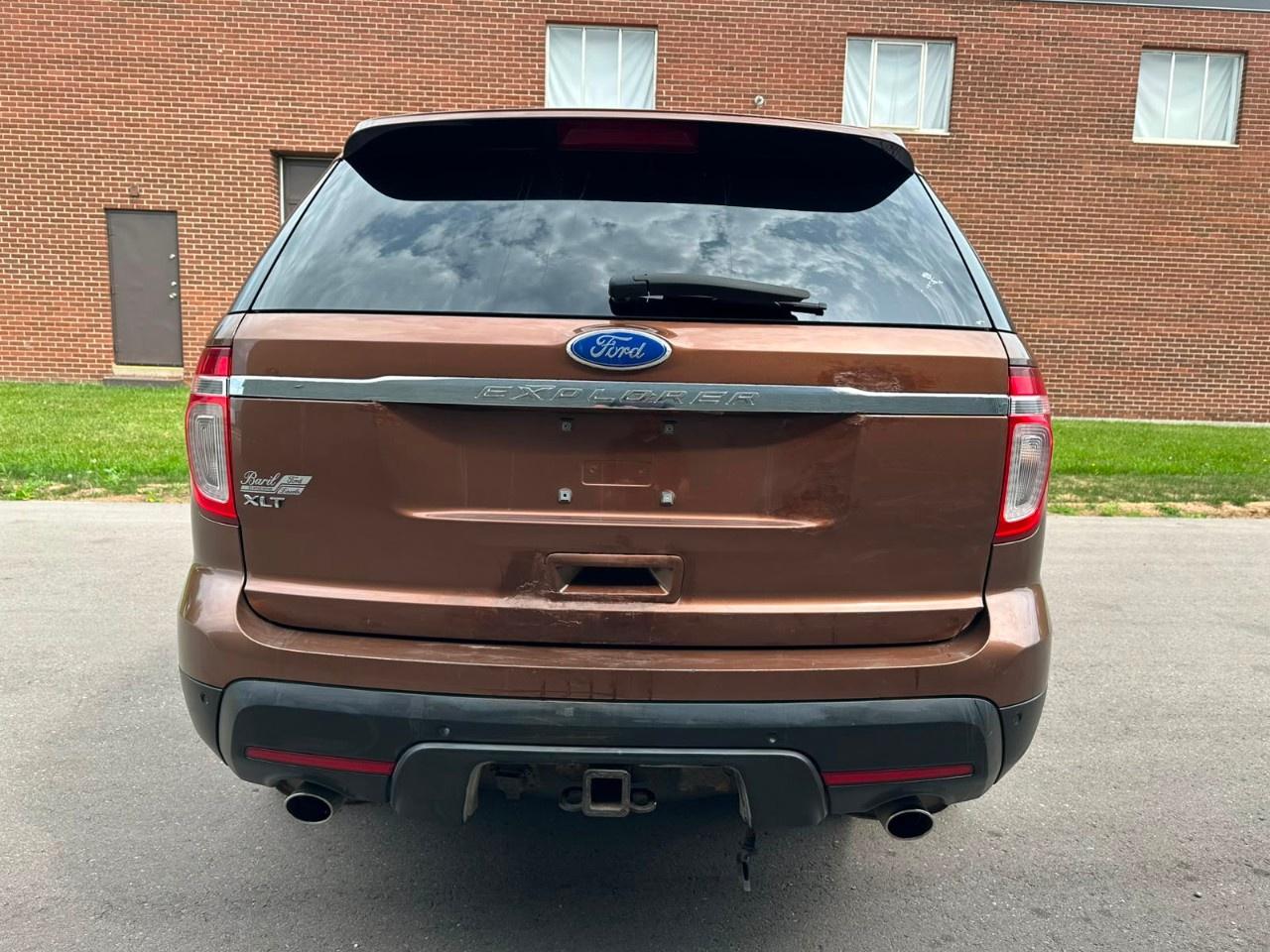 2011 Ford Explorer FWD 4dr V6 Auto XLT Photo